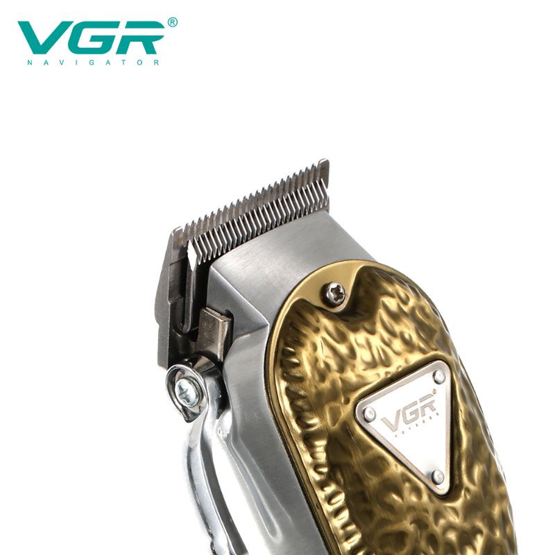 VGR V-143 Professional USB Rechargeable Barber Hair Clipper