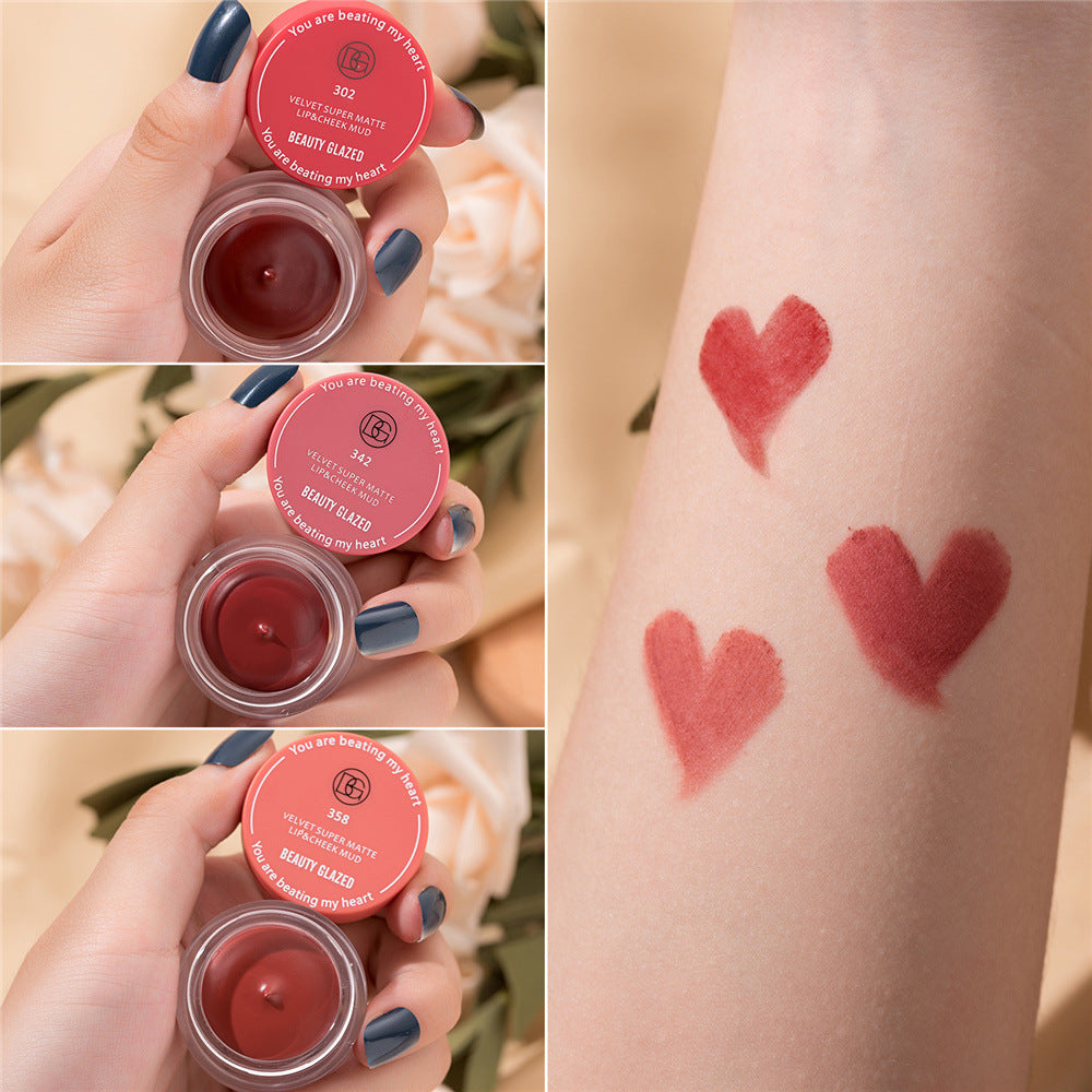BELENDABEAUTY  Velvet Super Matte Lip & Cheek Mud